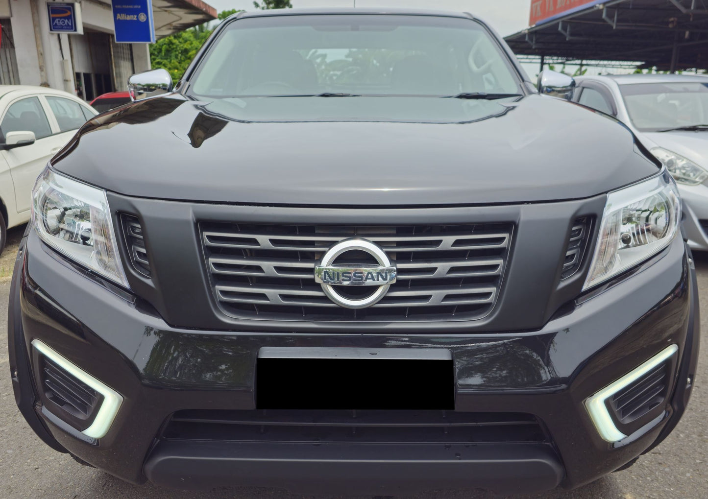 2018 Nissan NAVARA NP300 D/CAB 2.5 A (TYPE SE) 4WD (AT)