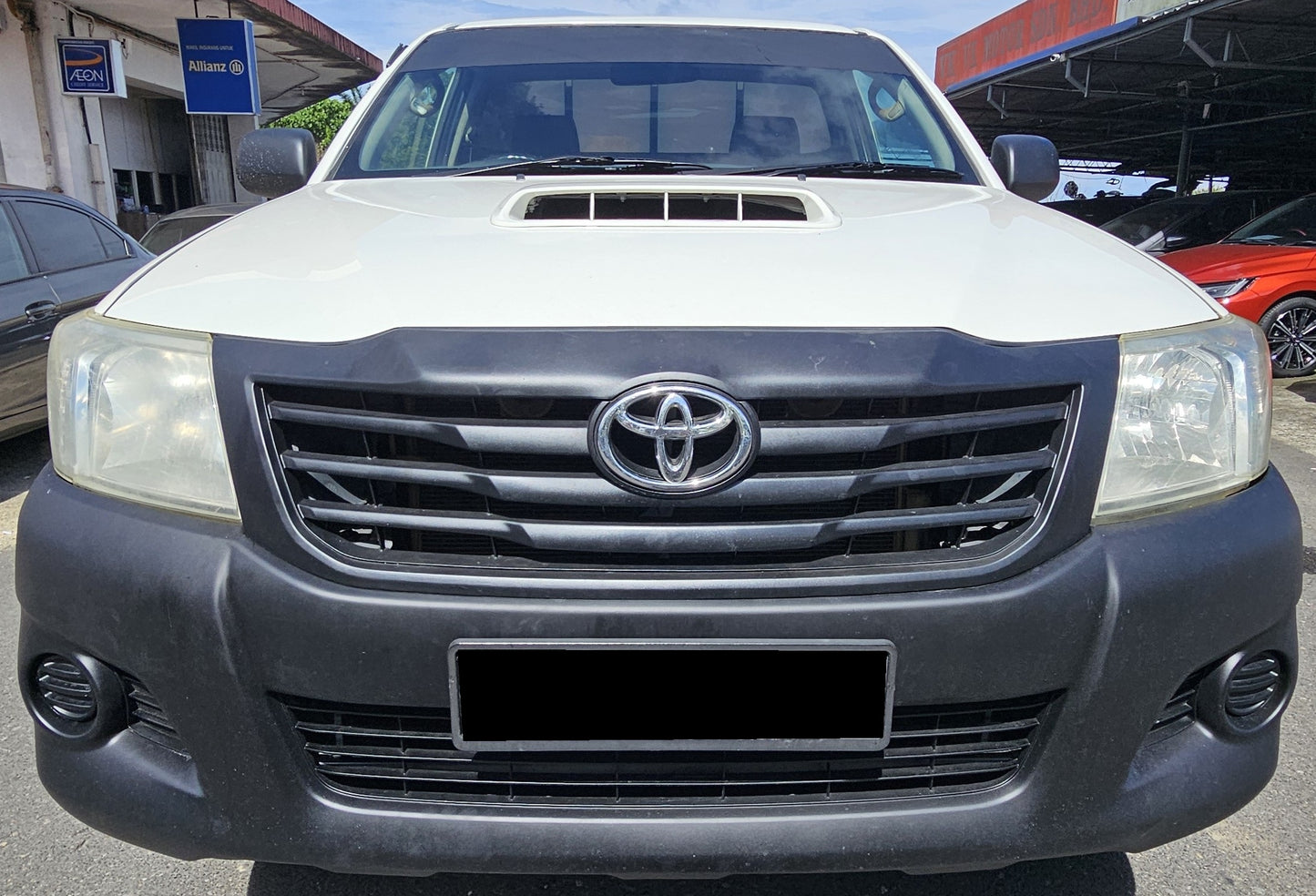 2015 Toyota HILUX SC 2.5 M VNT 4WD (MT)