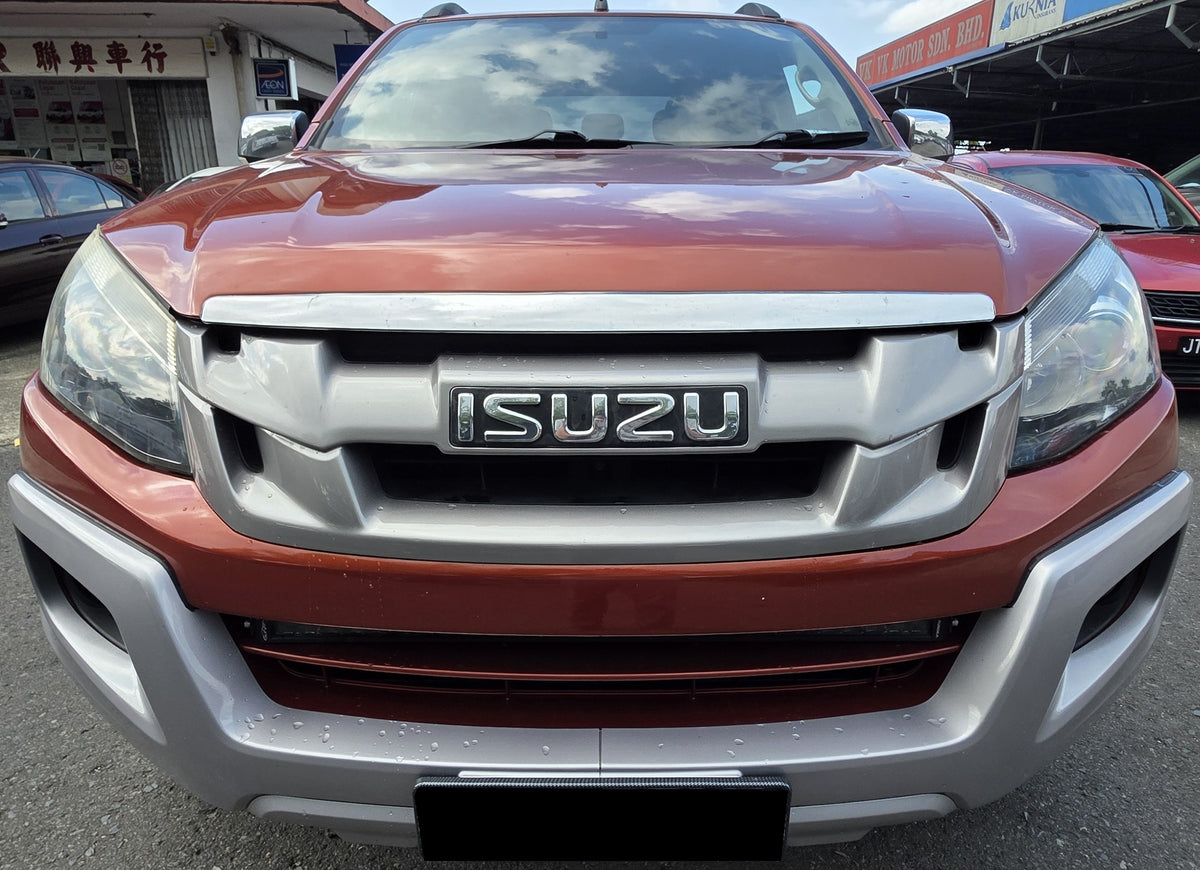 2015 (Reg 2016) Isuzu D-MAX DC 3.0 A V-CROSS SAFARI 4WD (AT) - (SS8281X)
