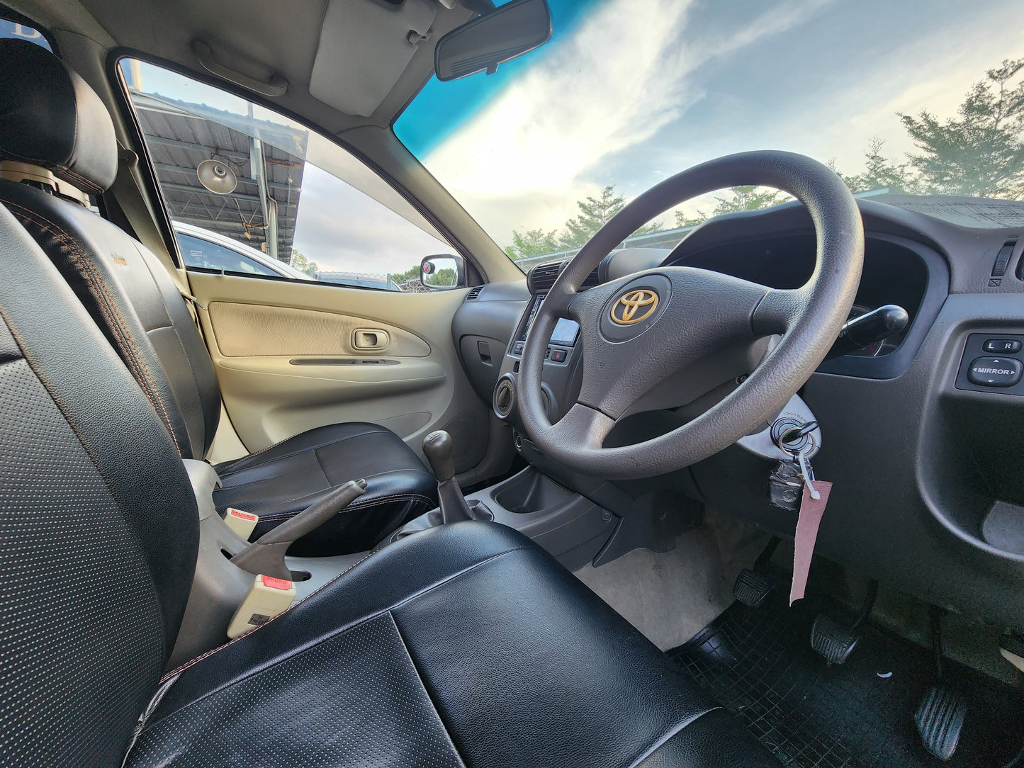 2009 Toyota AVANZA 1.3 M E FACELIFT (MT)