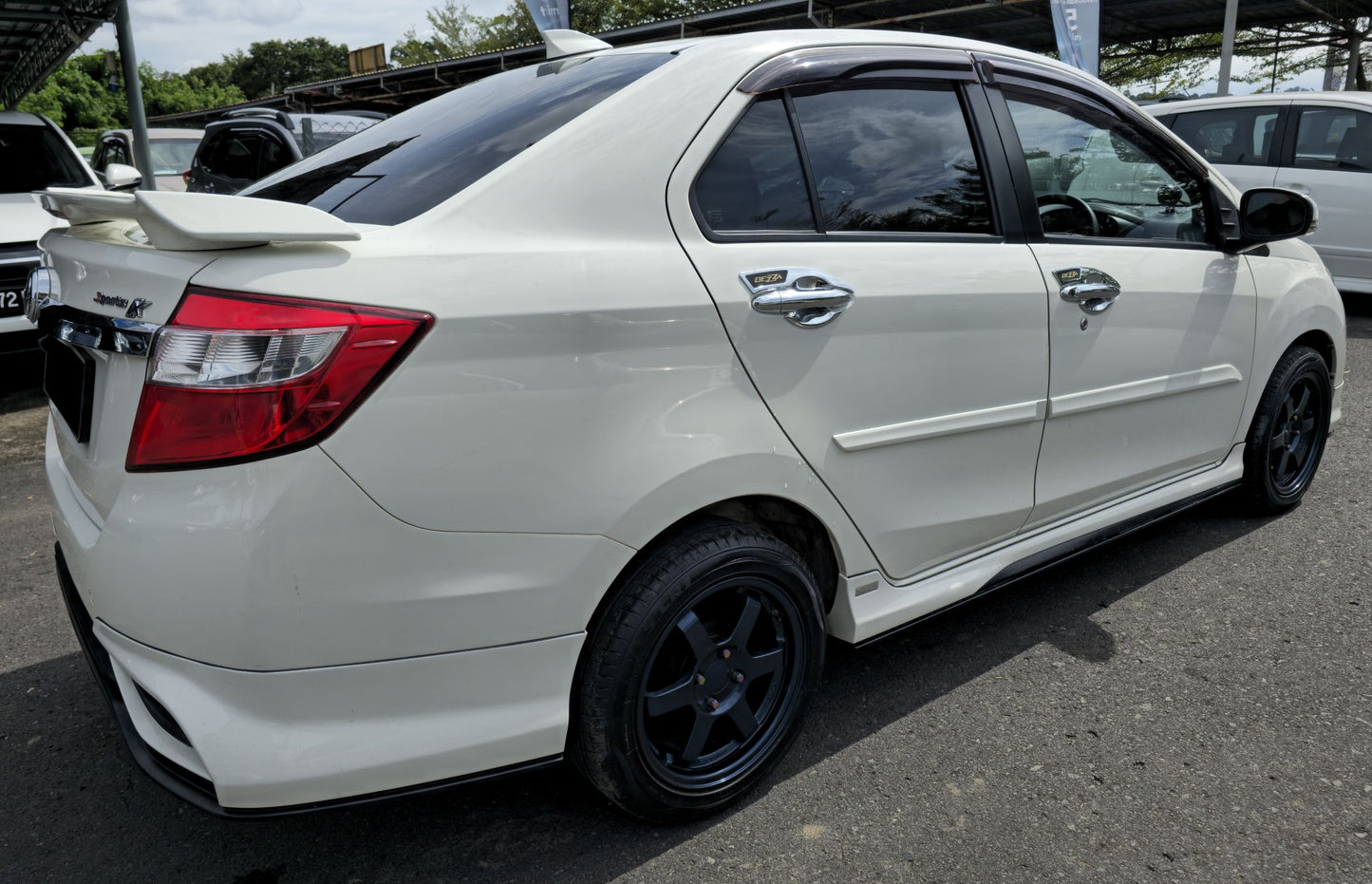 2018 Perodua BEZZA 1.3 A - 1300 PREMIUM X FACELIFT (AT)