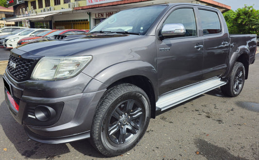 2015 Toyota HILUX DOUBLE CAB 2.5 A G TRD SPORTIVO INTERCOOLER VNT 4WD (AT)