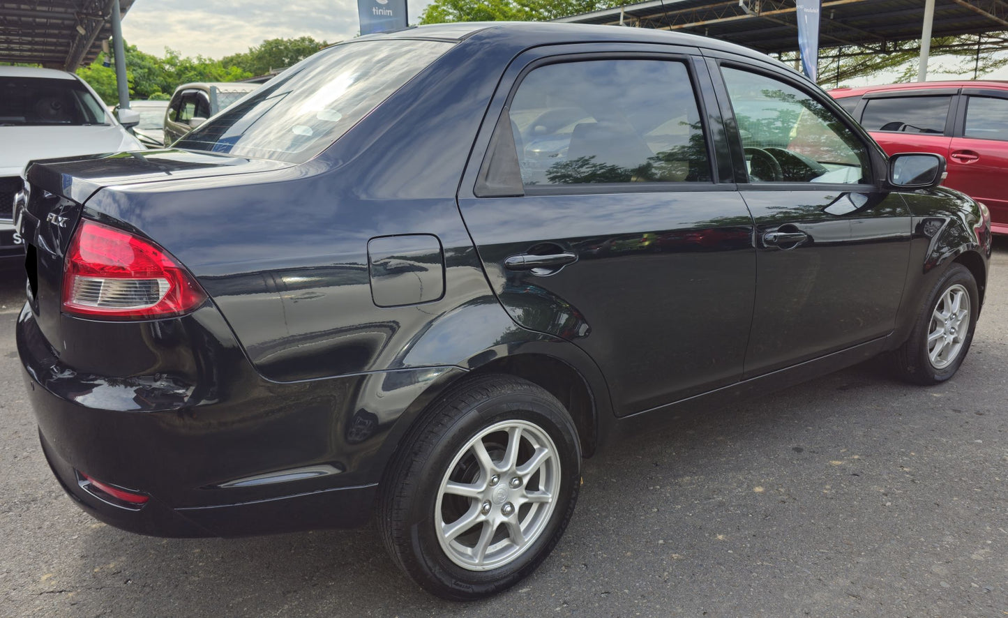 2015 Proton SAGA 1.3 A FLX EXECUTIVE (AT)