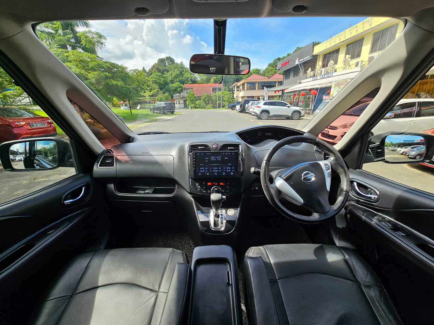 2013 Reg 2014 Nissan SERENA 2.0 A S-HYBRID HIGHWAY STAR PREMIUM (AT)