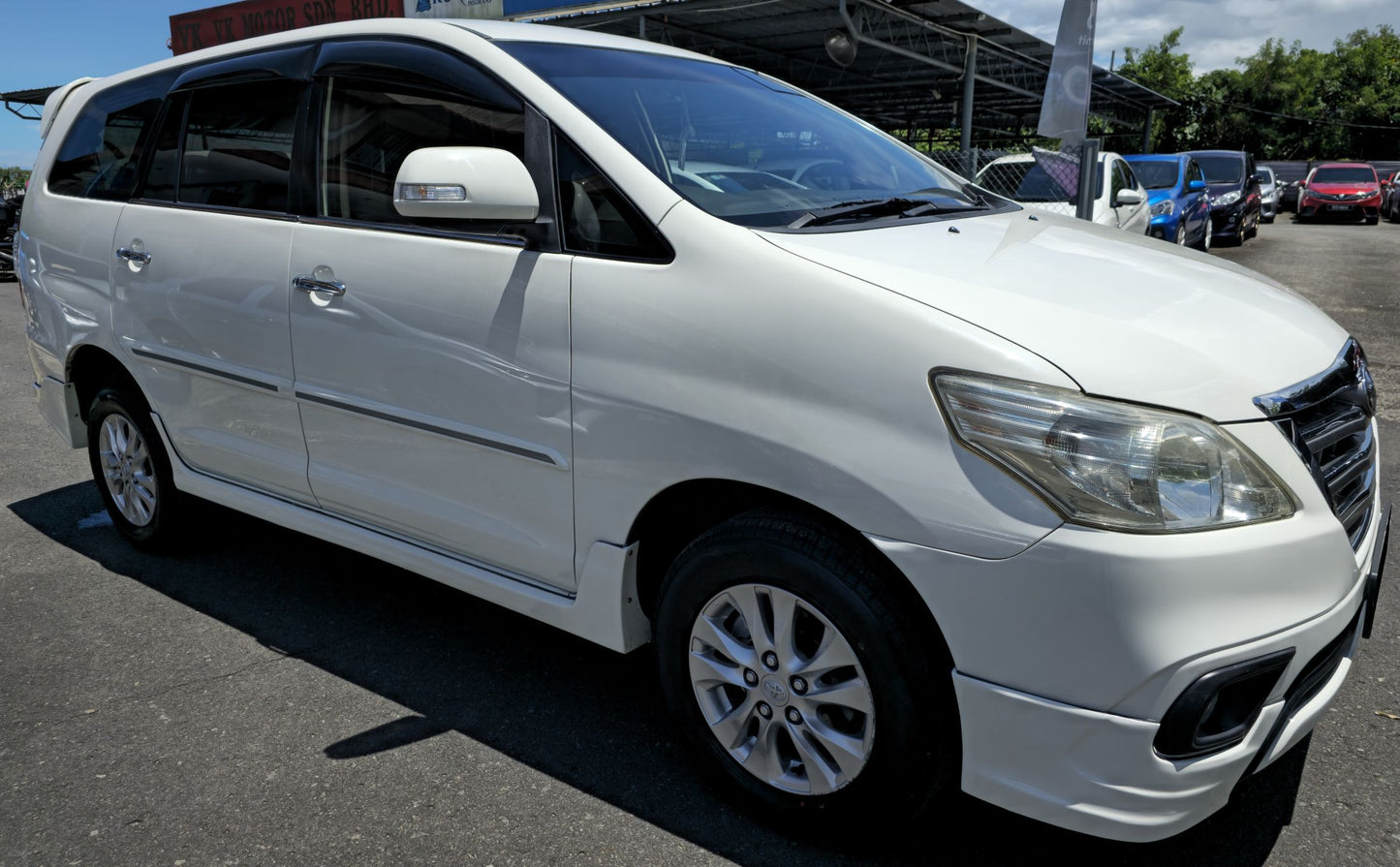 2016 Toyota INNOVA 2.0 A (G) AERO FL (AT)