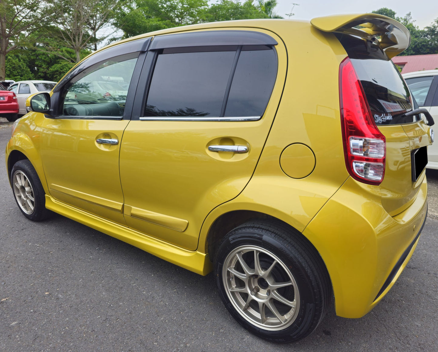 2015 Perodua MYVI 1.3 M - 1300 G FL (MT)
