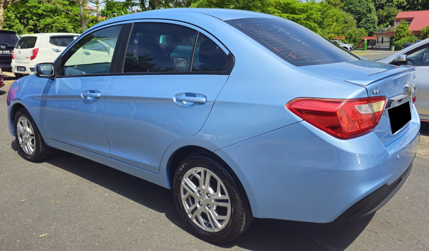 2016 (Reg 2017) Proton SAGA 1.3 A PREM VVT CVT FL (AT)