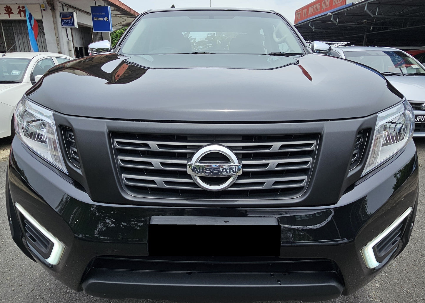 2018 Nissan NAVARA NP300 D/CAB 2.5 A (TYPE SE) 4WD (AT)