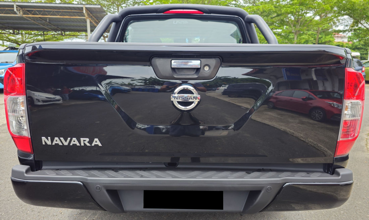 2018 Nissan NAVARA NP300 D/CAB 2.5 A (TYPE SE) 4WD (AT)