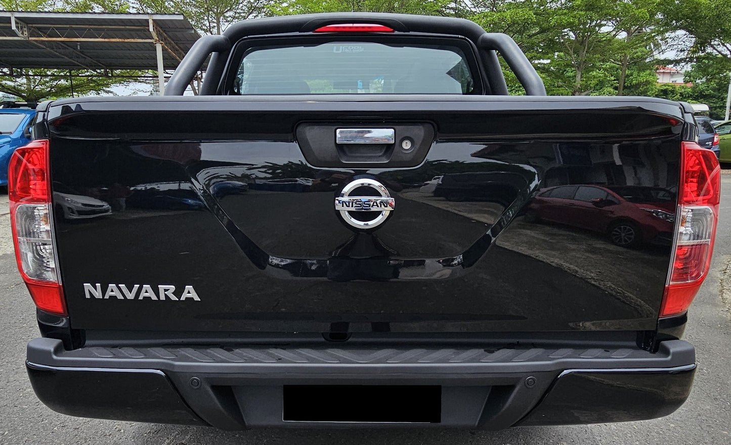 2018 Nissan NAVARA NP300 D/CAB 2.5 A (TYPE SE) 4WD (AT)