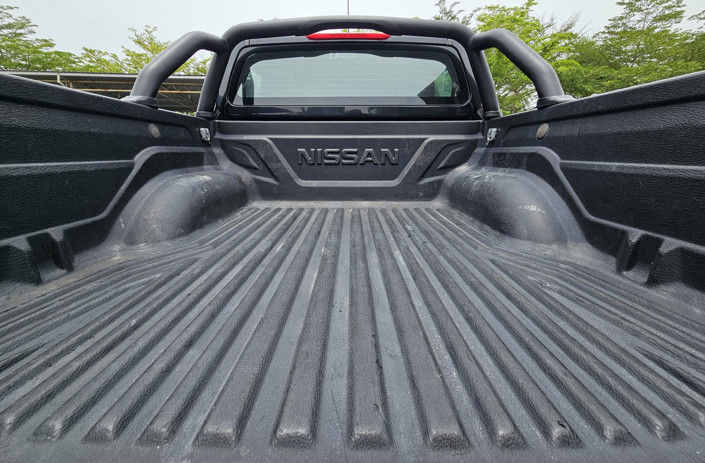 2018 Nissan NAVARA NP300 D/CAB 2.5 A (TYPE SE) 4WD (AT)