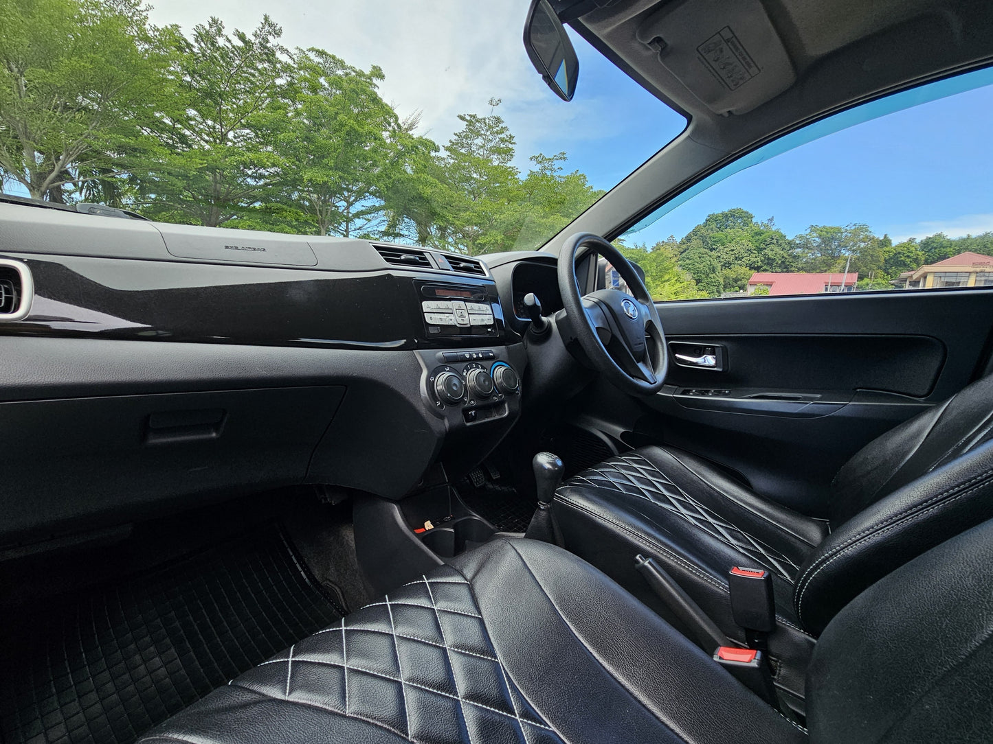 2017 Perodua BEZZA 1.3 M - 1300 PREM X FL (MT)