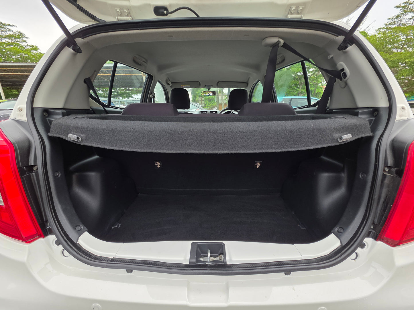 2014 Perodua AXIA 1.0 M - 1000 (G) (MT)