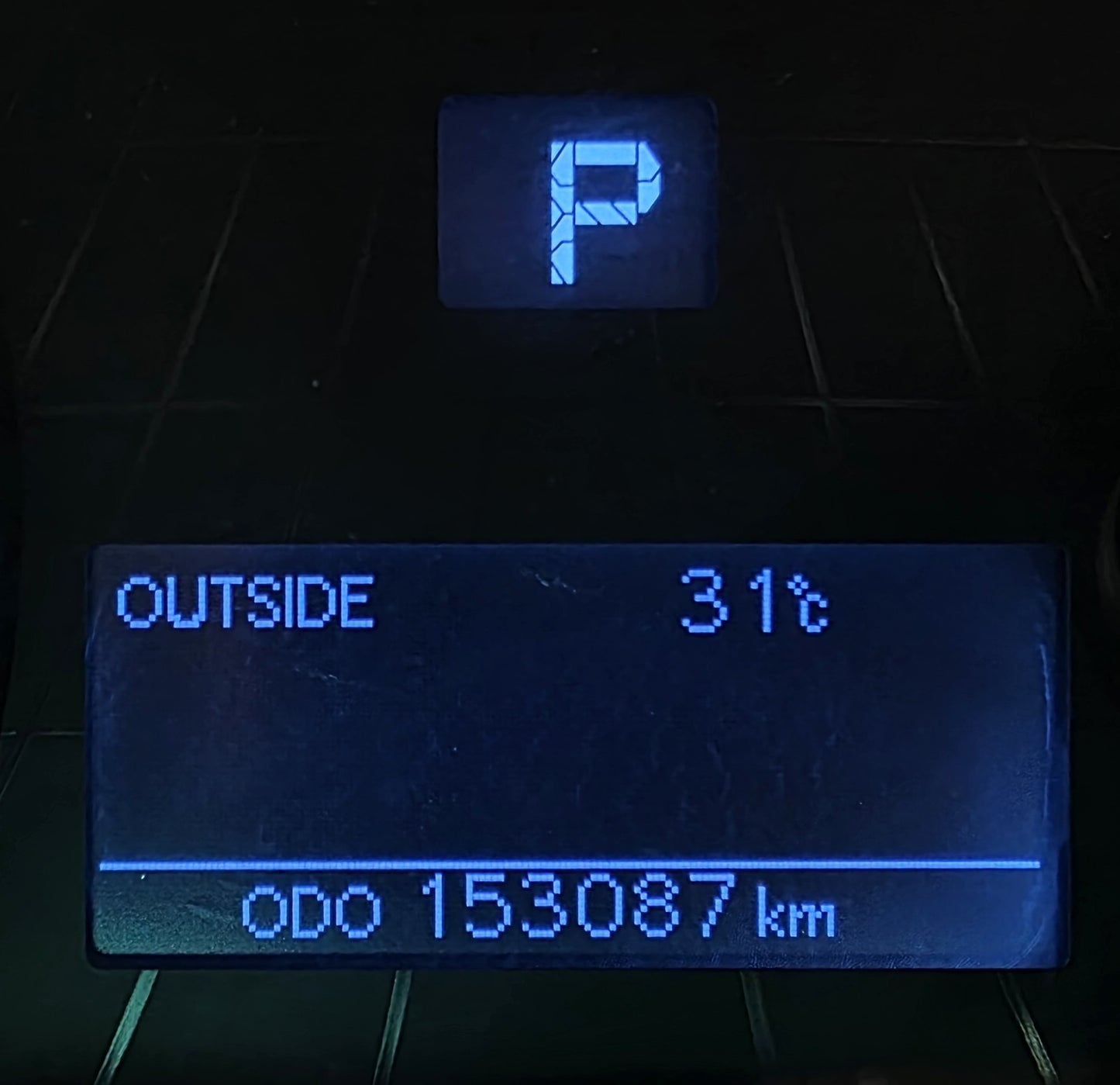 2016 Toyota HILUX D/CAB 2.4 A G VNT 4WD (AT)