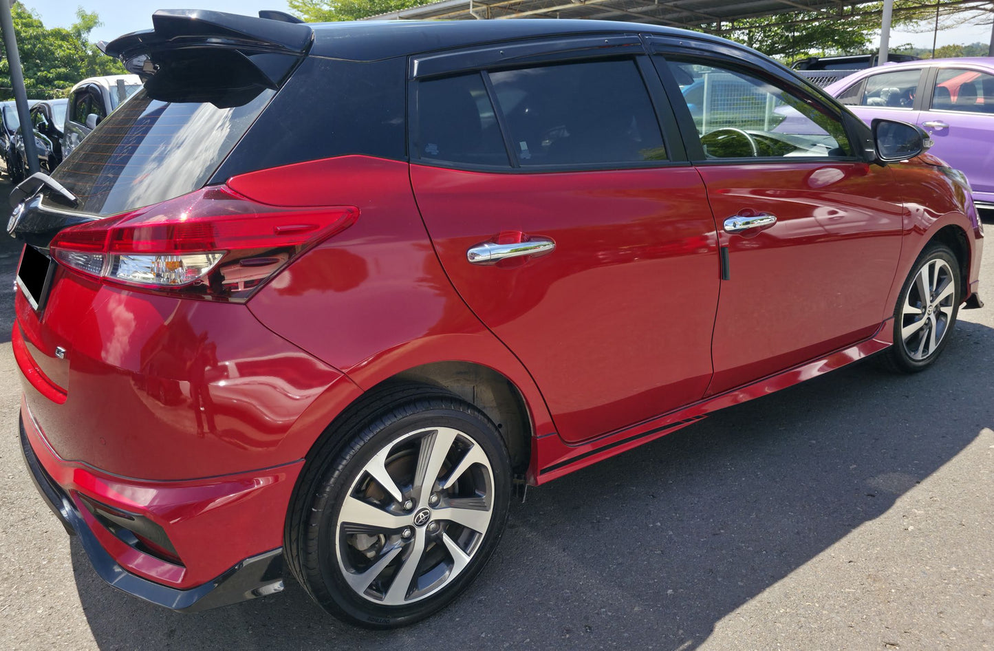 2024 Toyota YARIS 1.5 A (G) AEROKITS CVT (+/-) (7-AT) FL (AT)