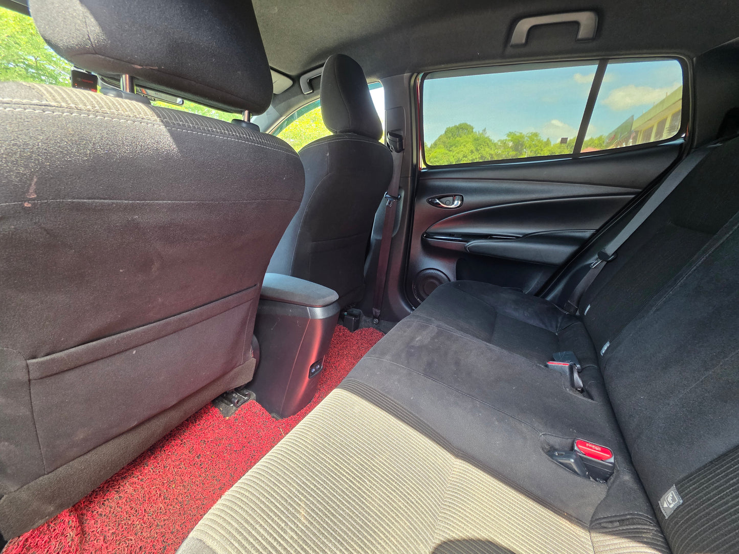 2024 Toyota YARIS 1.5 A (G) AEROKITS CVT (+/-) (7-AT) FL (AT)