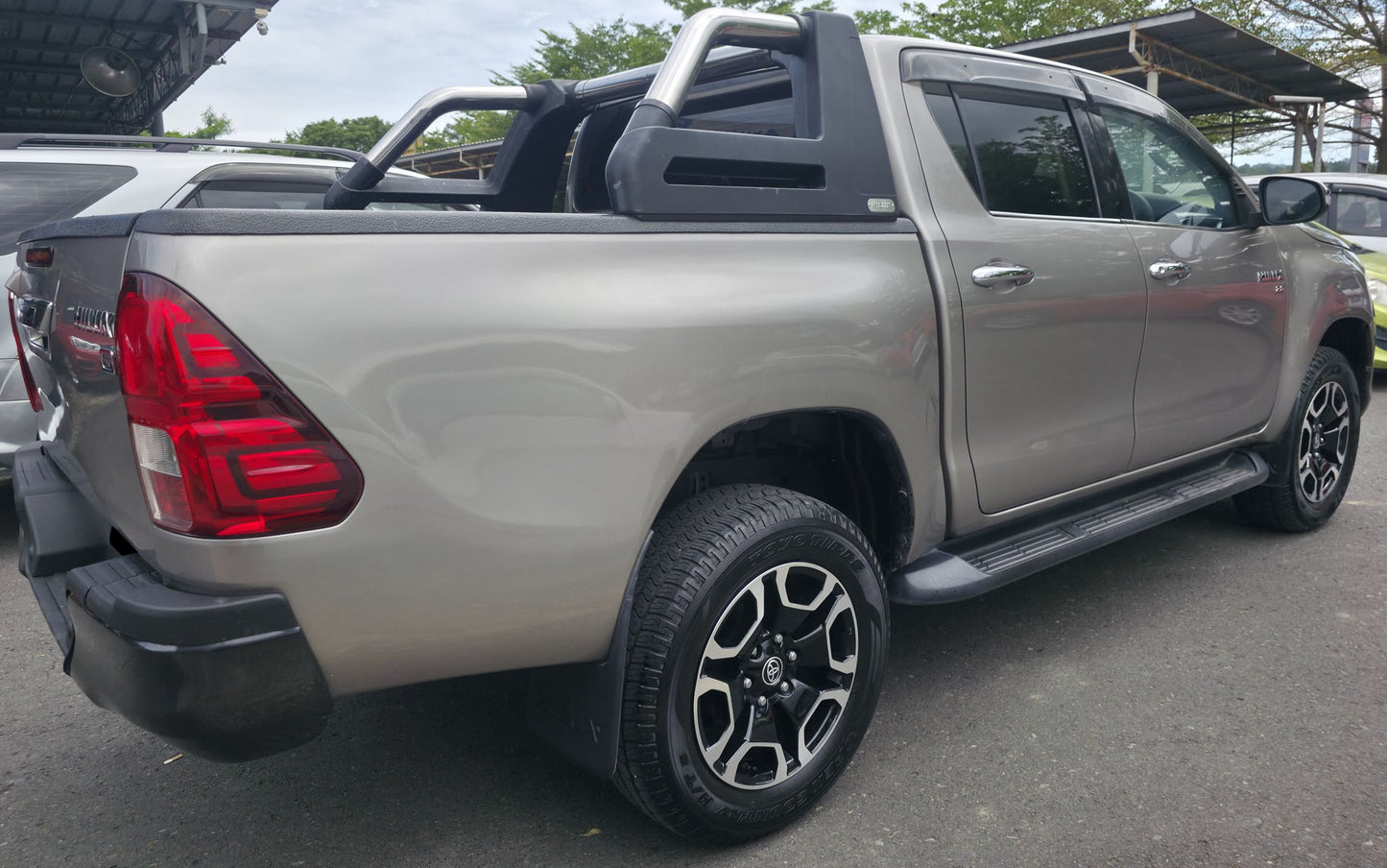 2016 Toyota HILUX D/CAB 2.8 A G VNT INTERCOOLER 4WD (AT)