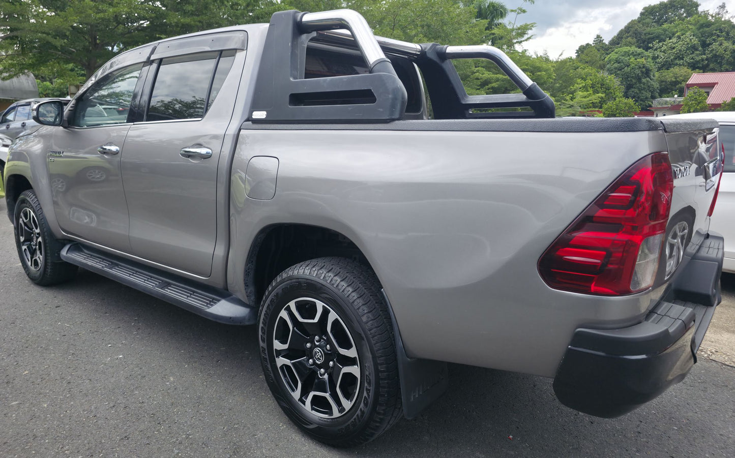 2016 Toyota HILUX D/CAB 2.8 A G VNT INTERCOOLER 4WD (AT)