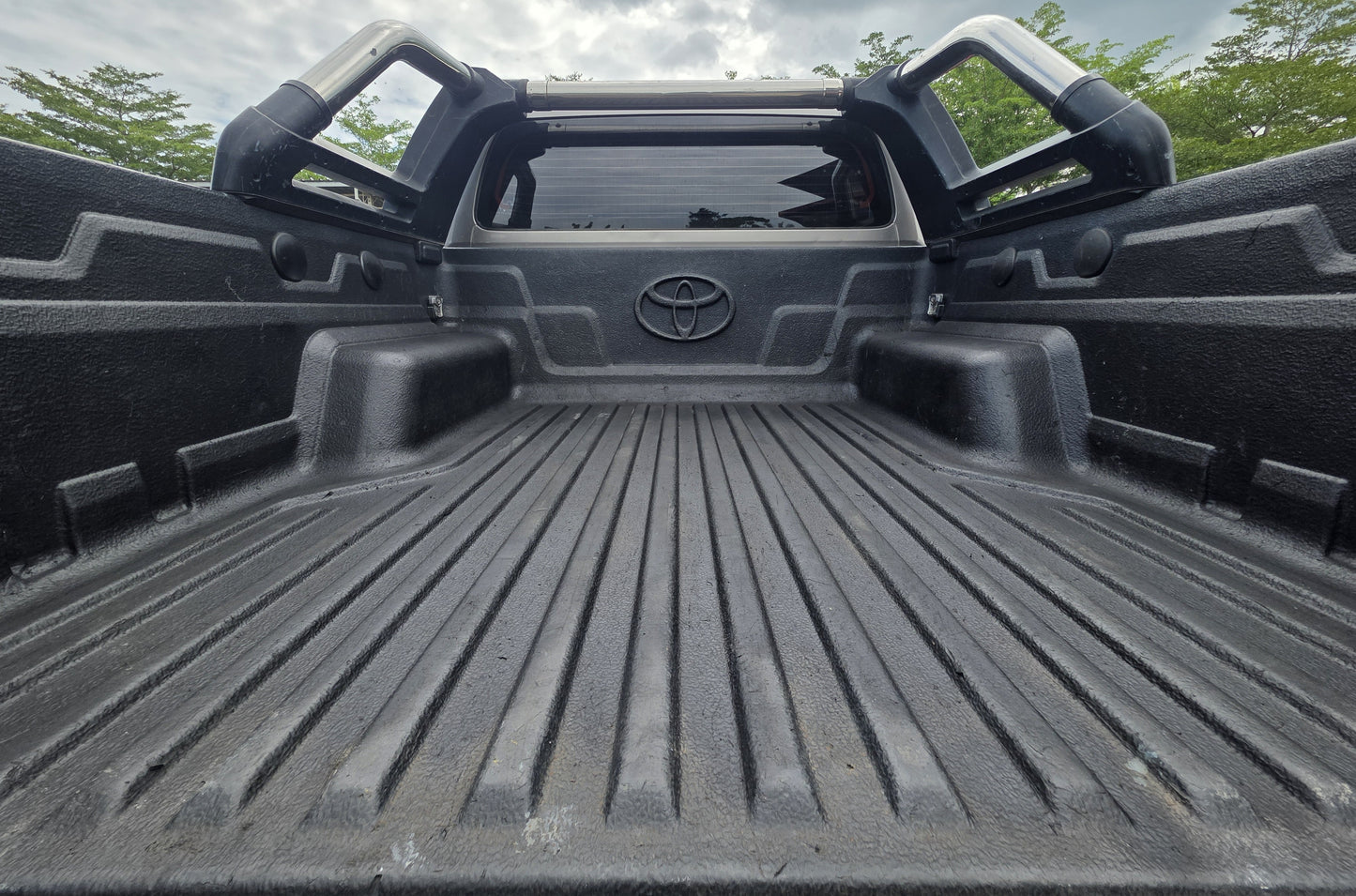 2016 Toyota HILUX D/CAB 2.8 A G VNT INTERCOOLER 4WD (AT)