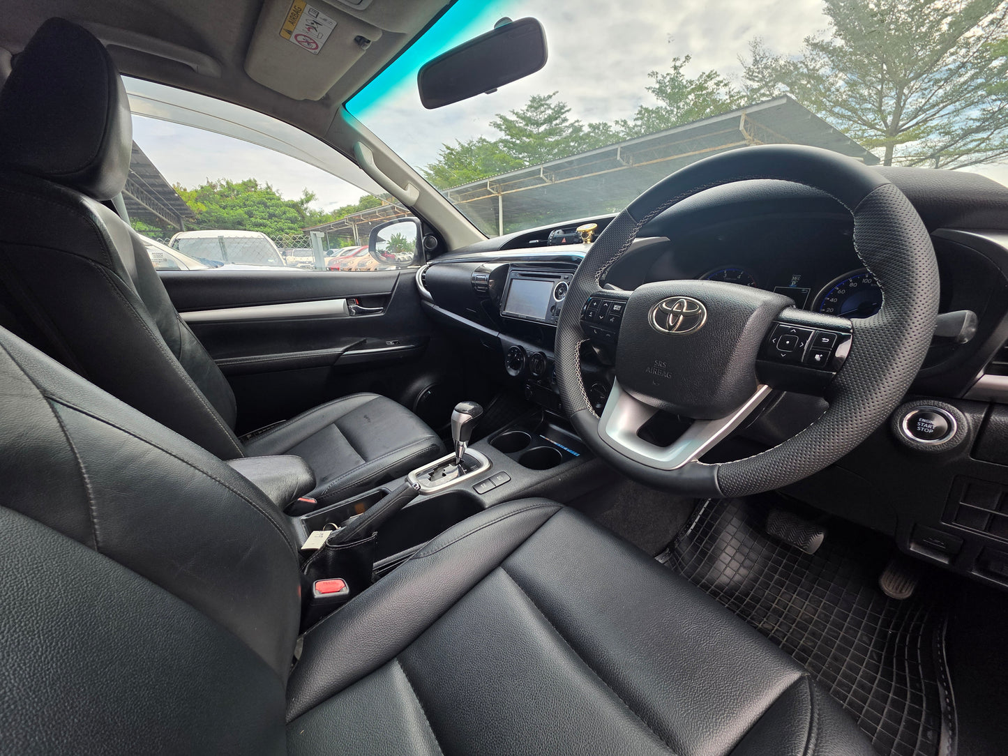 2016 Toyota HILUX D/CAB 2.8 A G VNT INTERCOOLER 4WD (AT)