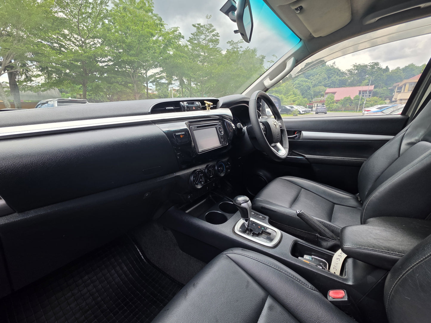 2016 Toyota HILUX D/CAB 2.8 A G VNT INTERCOOLER 4WD (AT)