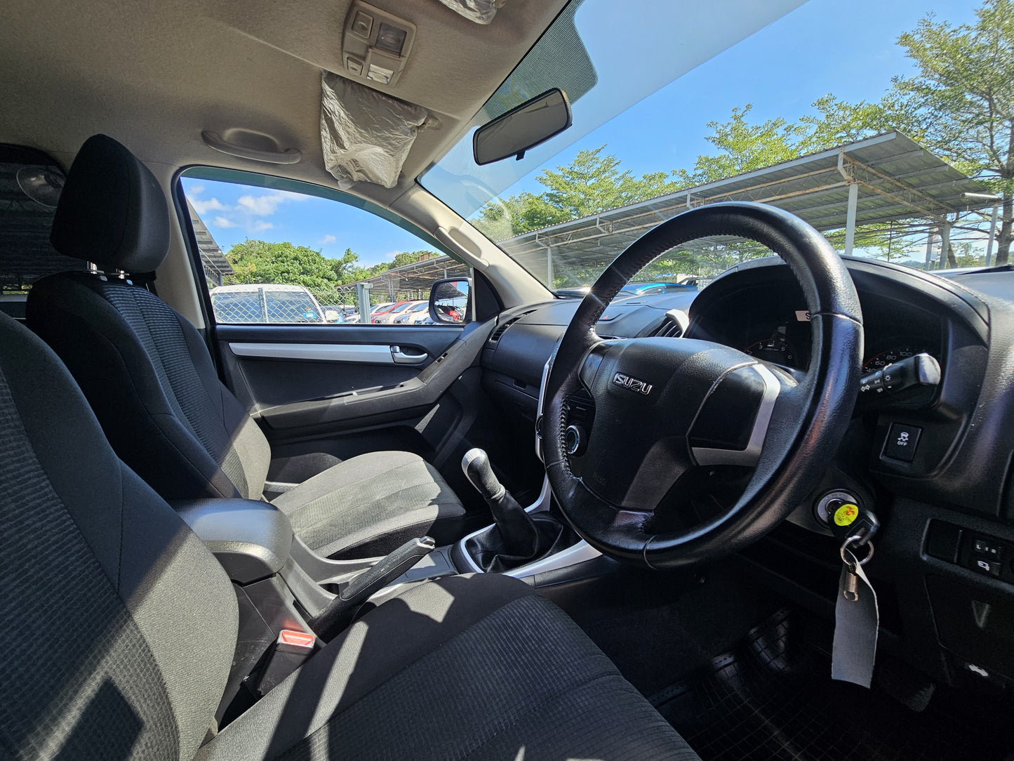 2017 Isuzu D-MAX D/CAB 2.5 M (HI-RIDE) DUAL CAB VGS 2WD (MT)