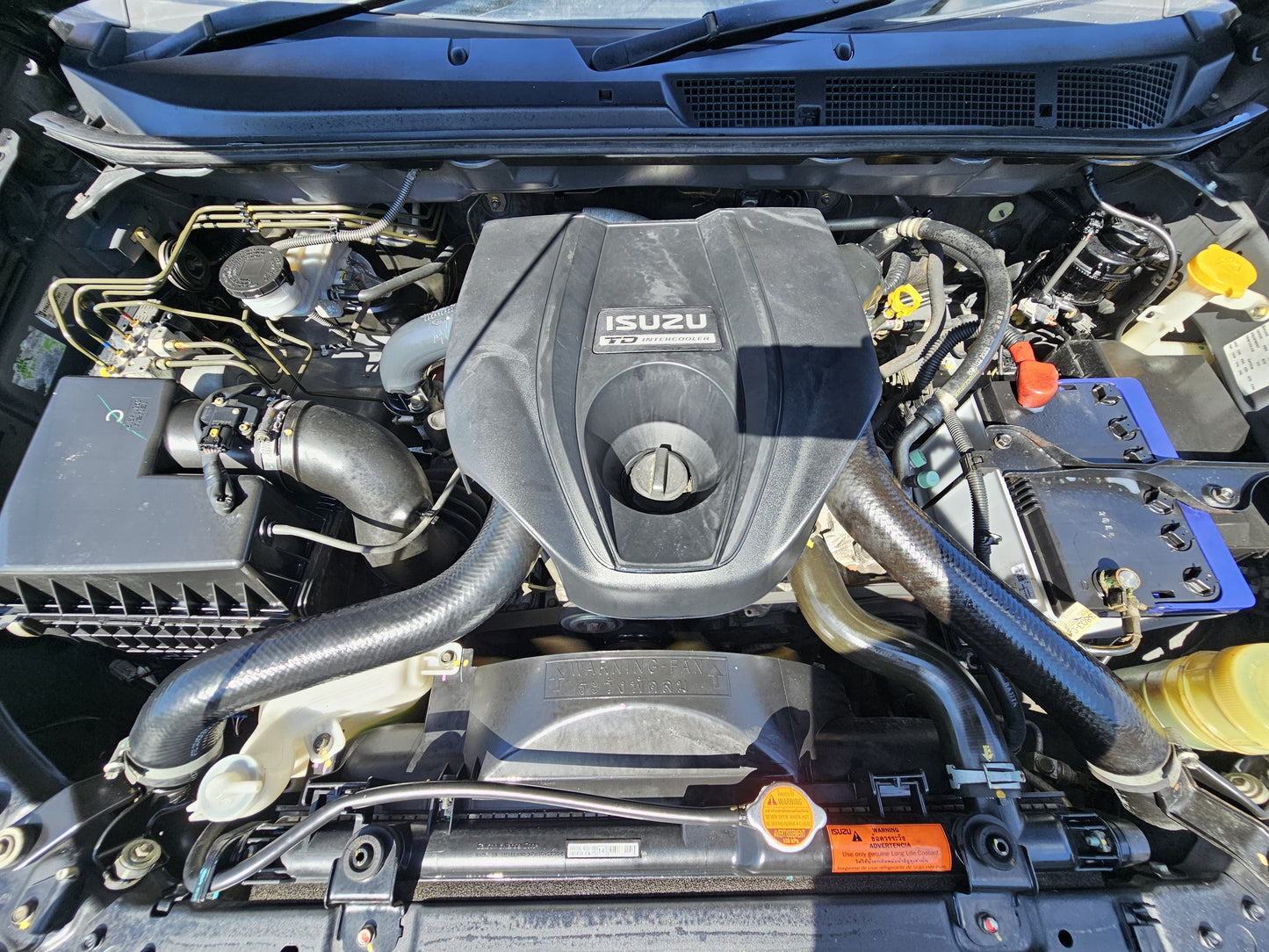 2017 Isuzu D-MAX D/CAB 2.5 M (HI-RIDE) DUAL CAB VGS 2WD (MT)