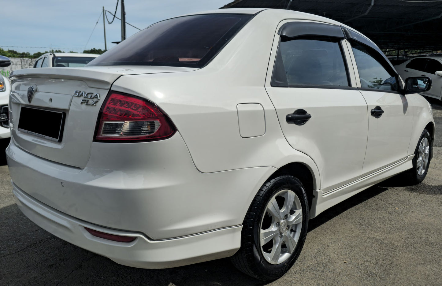 2015 Proton SAGA 1.3 M FLX (BODYKITS) SE (MT)