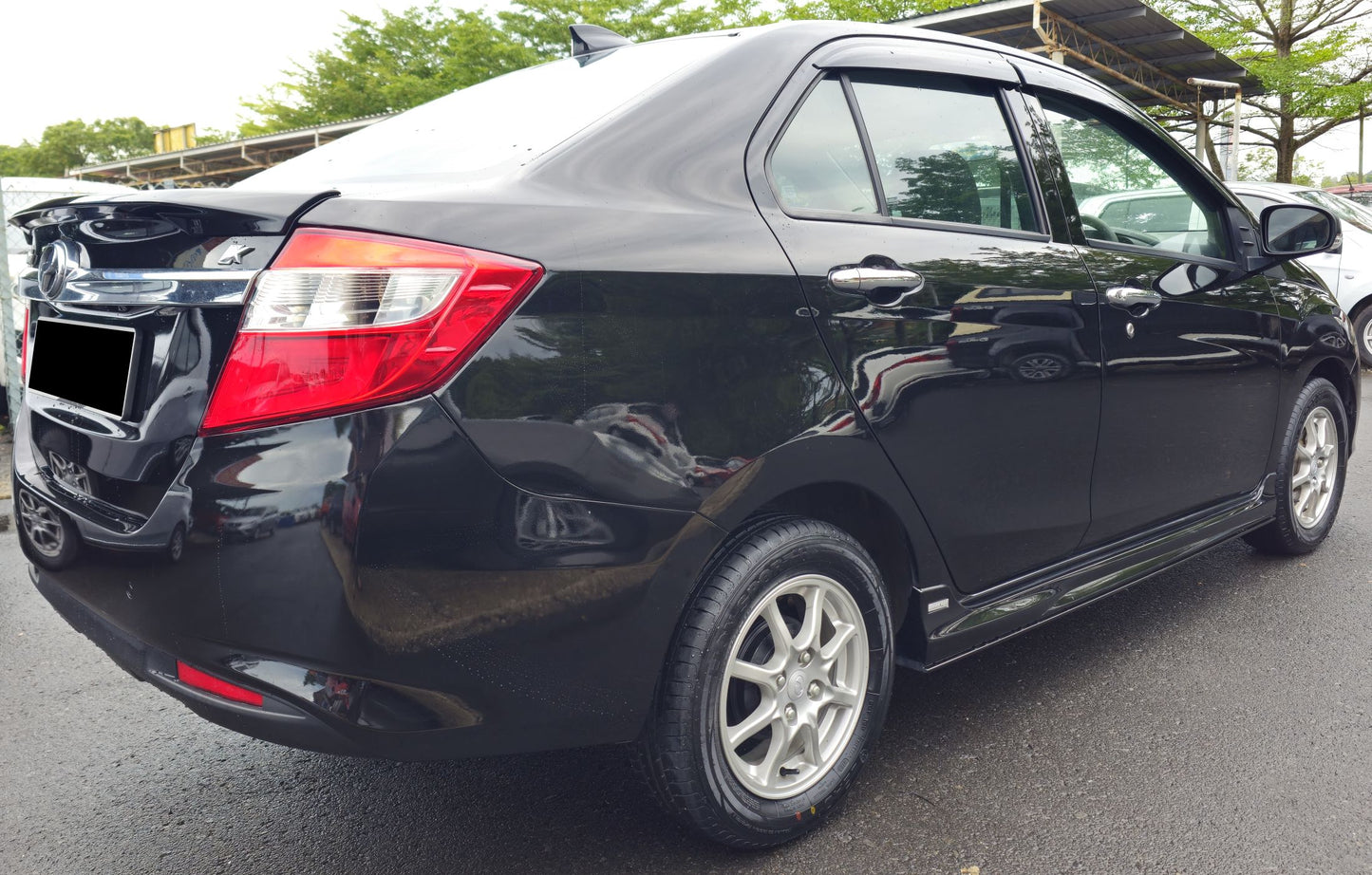 2017 Perodua BEZZA 1.3 M - 1300 PREM X FL (MT)