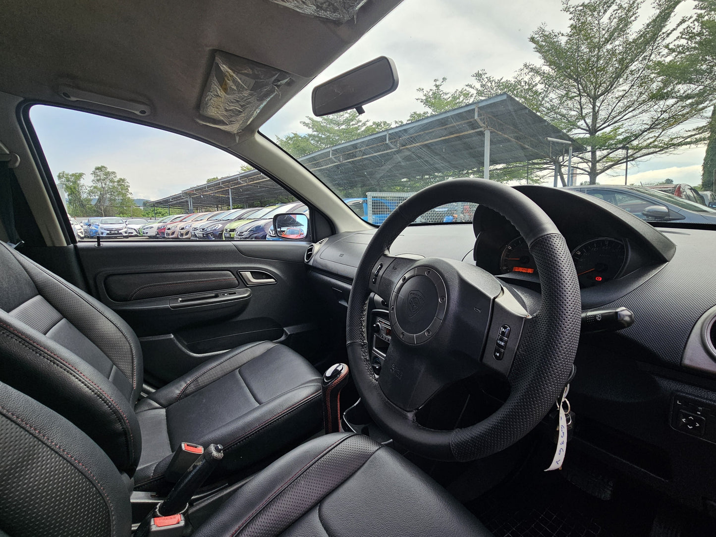 2014 Proton SAGA 1.3 A FLX EXEC (AT)