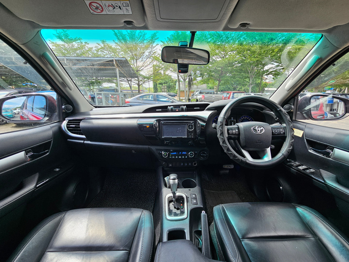 2017 Toyota HILUX D/CAB 2.8 A G VNT INTERCOOLER 4WD (AT)