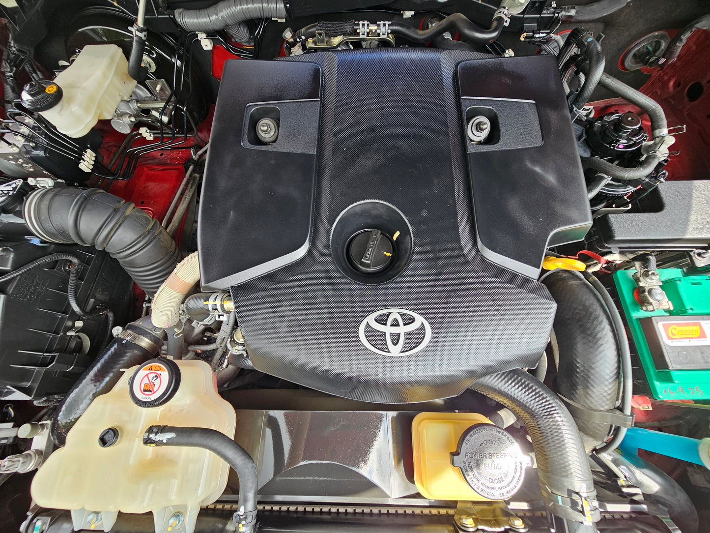 2017 Toyota HILUX D/CAB 2.8 A G VNT INTERCOOLER 4WD (AT)