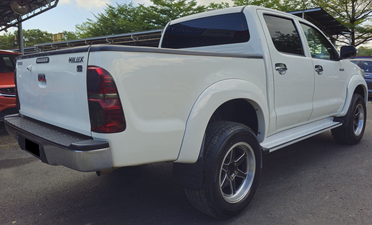 2014 Toyota HILUX D/CAB 2.5 M (G) VNT 4WD (MT)