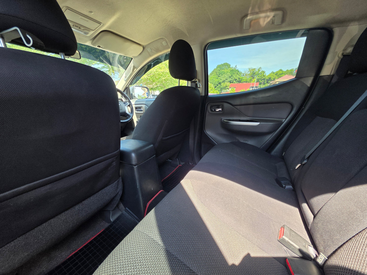 2018 (Reg 2019) Mitsubishi TRITON D/CAB 2.4 M VGT 4WD (MT)