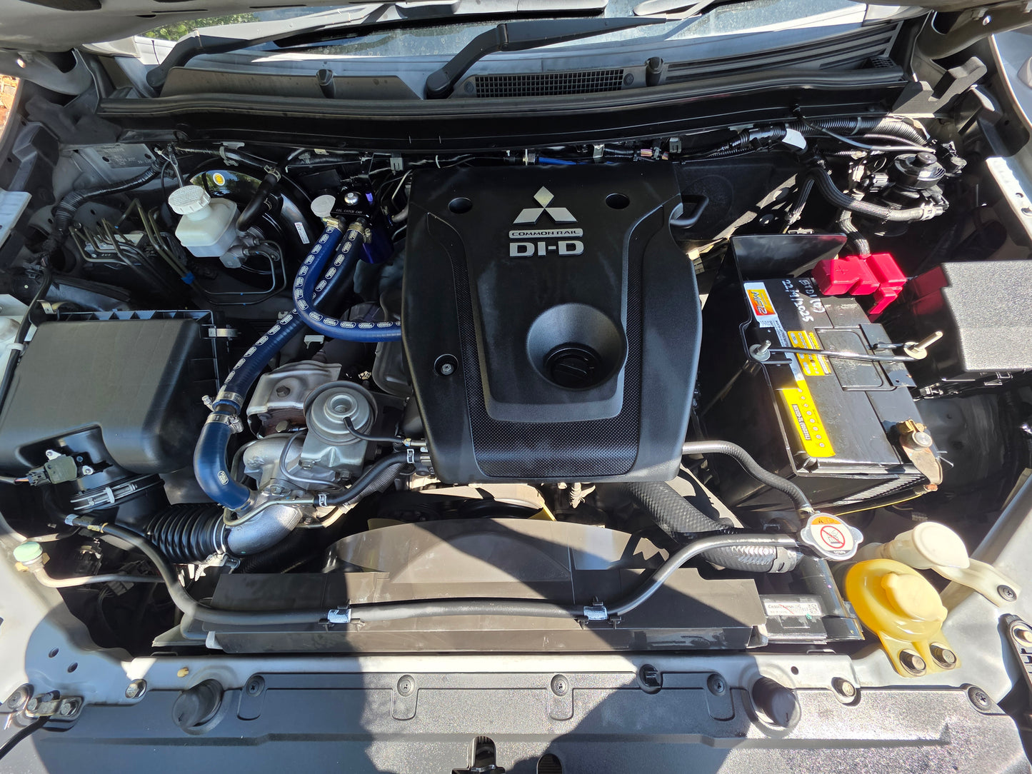 2018 (Reg 2019) Mitsubishi TRITON D/CAB 2.4 M VGT 4WD (MT)