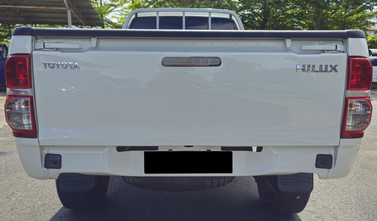 2015 Toyota HILUX SC 2.5 M VNT 4WD (MT)