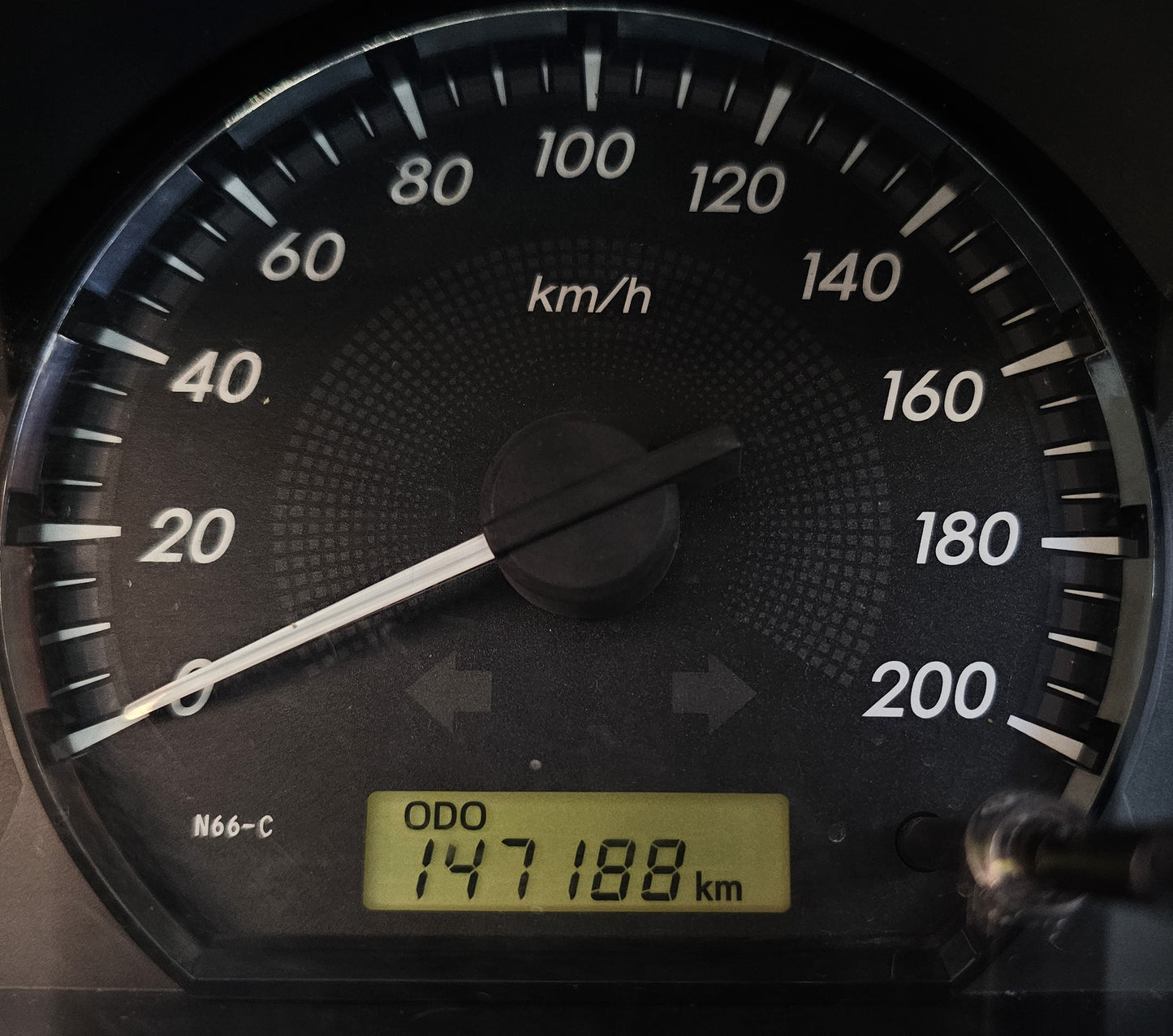 2015 Toyota HILUX SC 2.5 M VNT 4WD (MT)