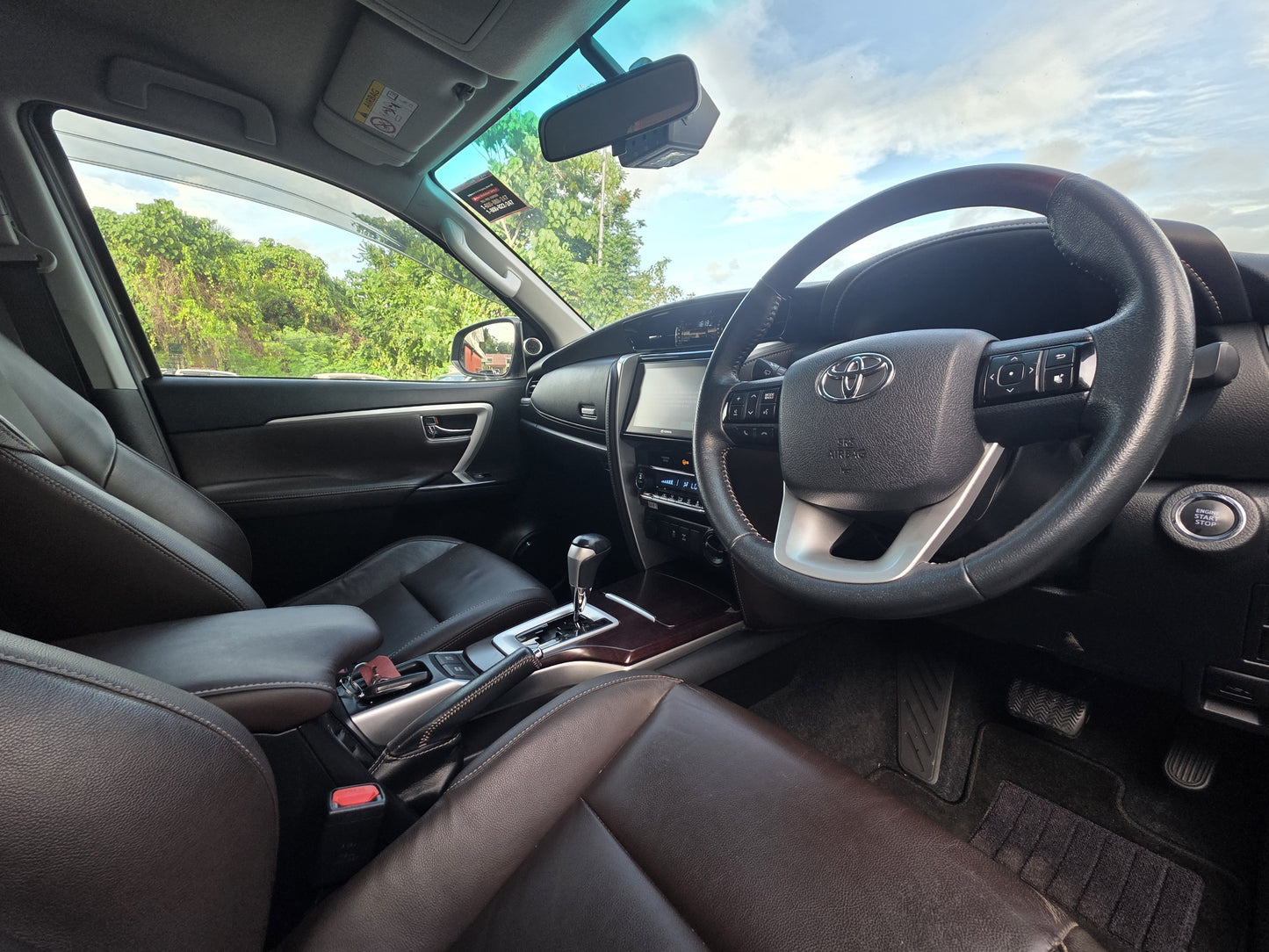 2017 Toyota FORTUNER 2.7 A SRZ 4WD 4X4 (AT)