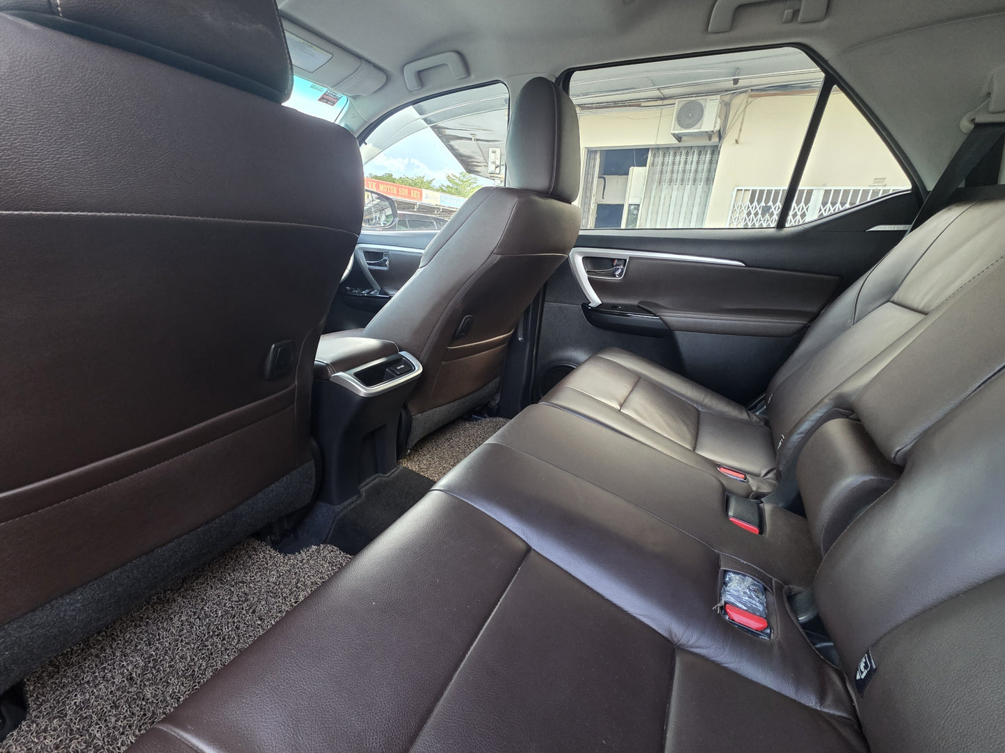 2017 Toyota FORTUNER 2.7 A SRZ 4WD 4X4 (AT)