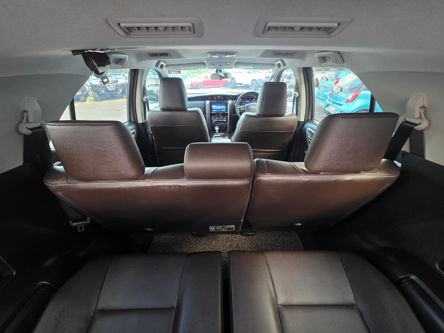 2017 Toyota FORTUNER 2.7 A SRZ 4WD 4X4 (AT)