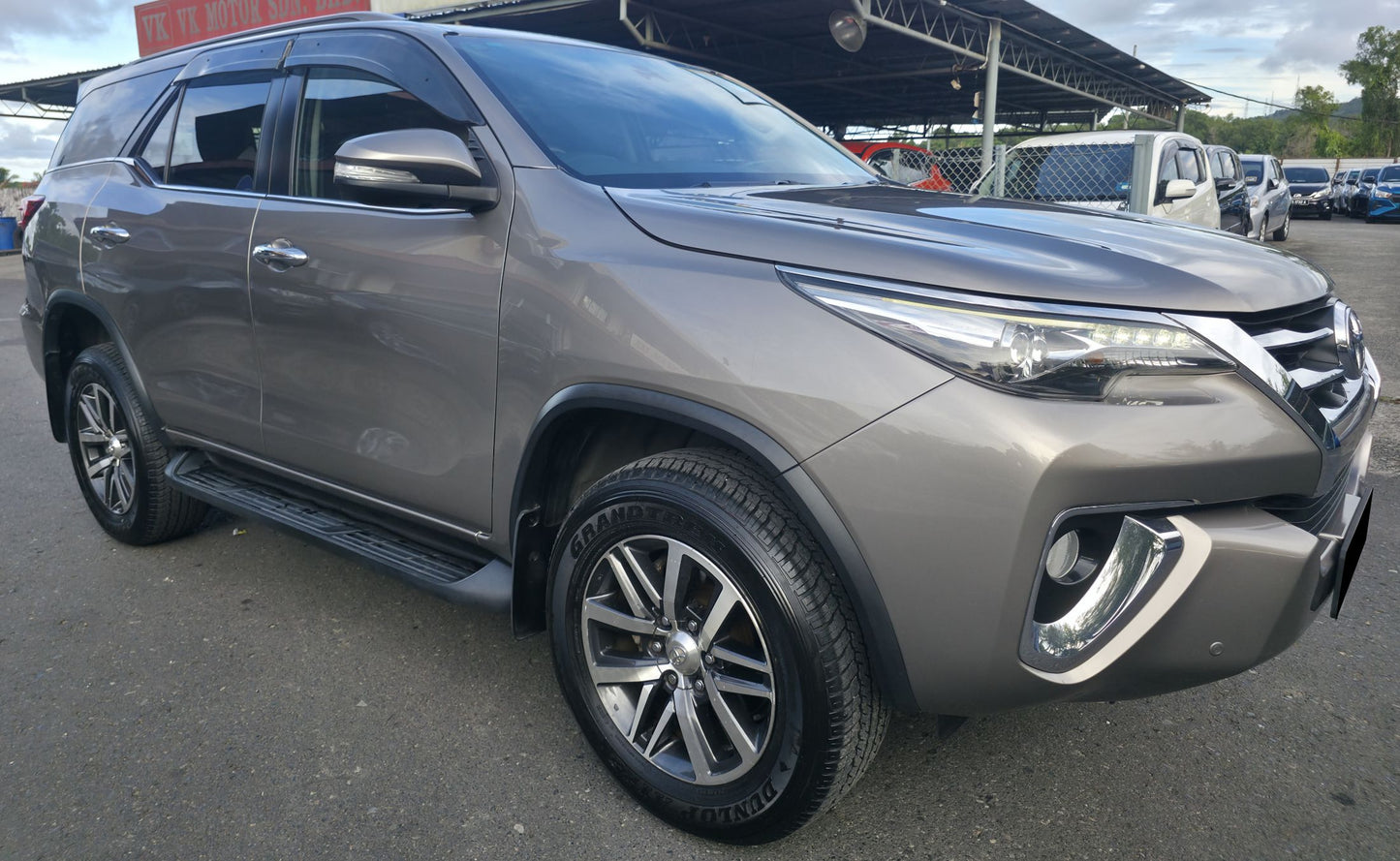 2017 Toyota FORTUNER 2.7 A SRZ 4WD 4X4 (AT)