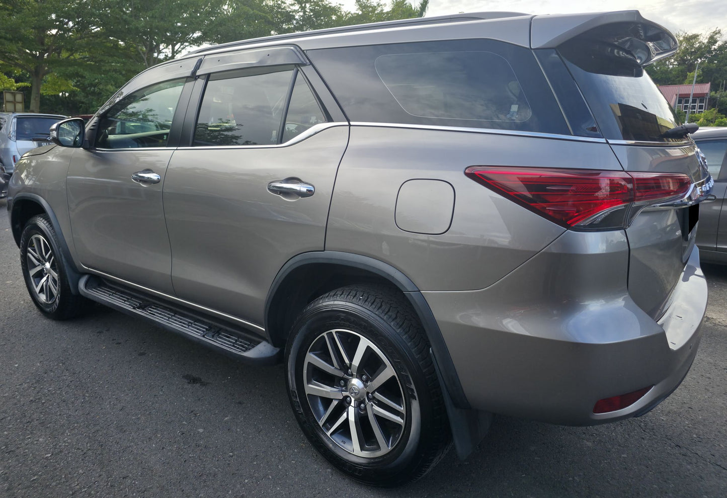 2017 Toyota FORTUNER 2.7 A SRZ 4WD 4X4 (AT)