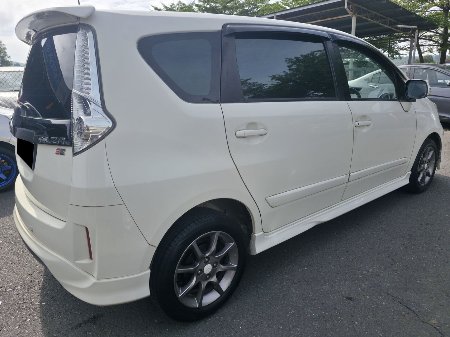 2014 Perodua ALZA 1.5 M - 1500 SE ZS FL (MT)