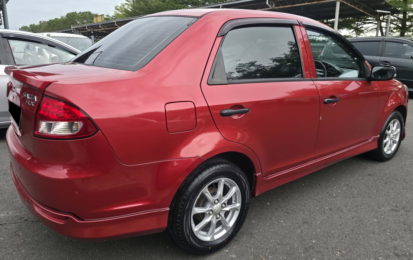 2015 (Reg 2016) Proton SAGA 1.3 M FL EXEC (MT)
