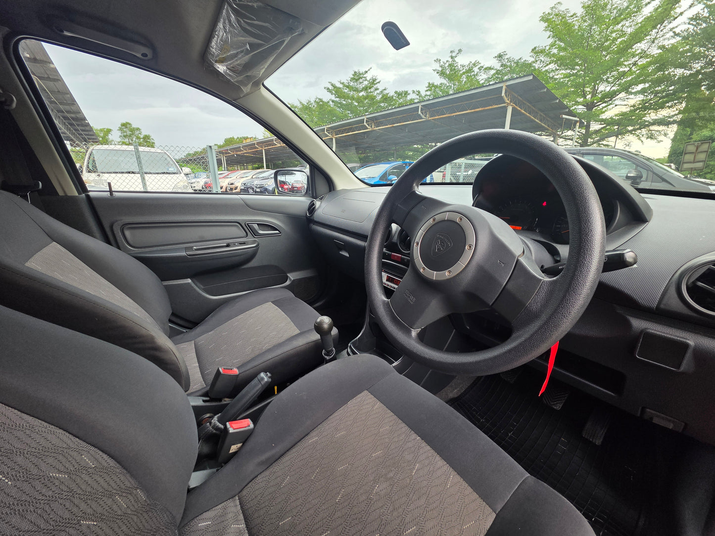 2015 (Reg 2016) Proton SAGA 1.3 M FL EXEC (MT)