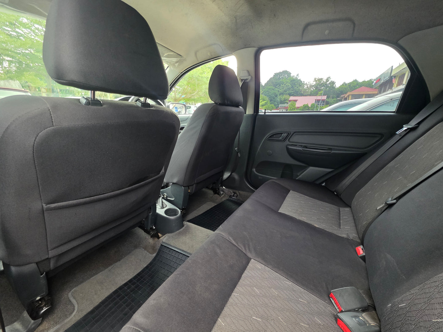 2015 (Reg 2016) Proton SAGA 1.3 M FL EXEC (MT)