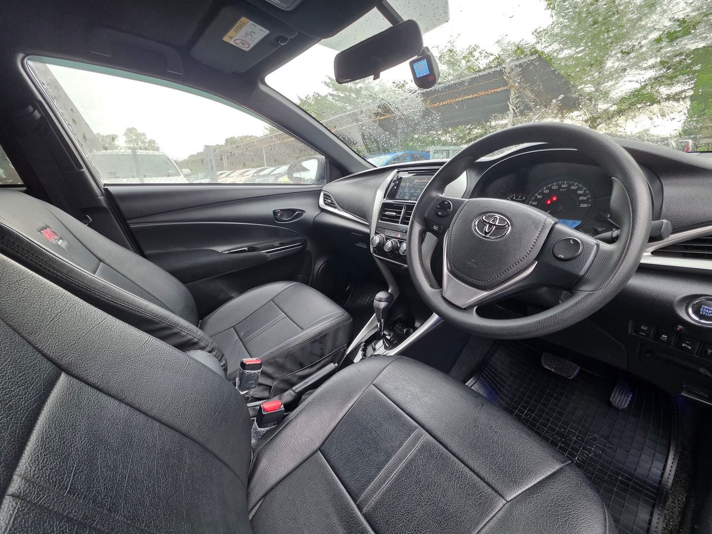 2020 Toyota YARIS 1.5 A (E) AEROKITS CVT (+/-) (7-AT) FL (AT)