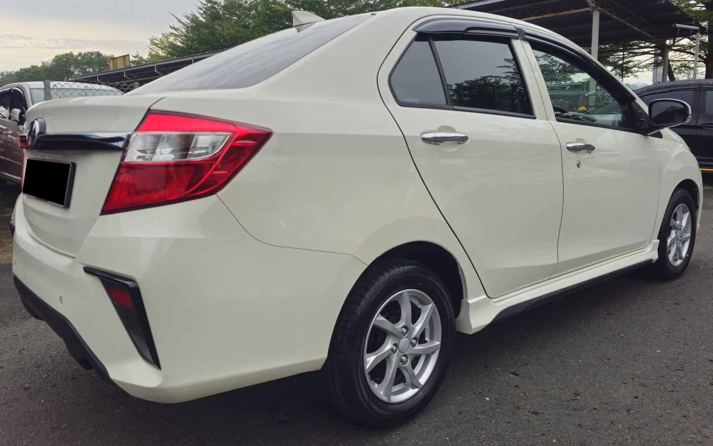 2022 Perodua BEZZA 1.0 A - 1000 G FL (AT)