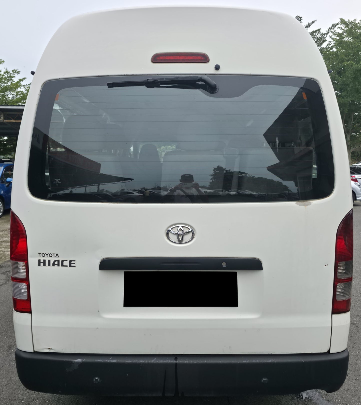 2015 Toyota HIACE WINDOW VAN 2.5 M KDH200 (DIESEL) (MT)