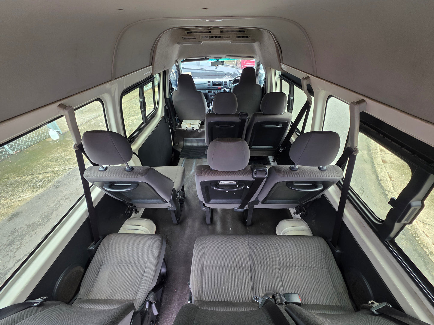 2015 Toyota HIACE WINDOW VAN 2.5 M KDH200 (DIESEL) (MT)
